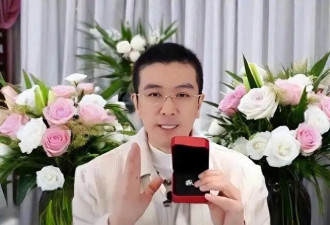 杨子带23岁新女友见91岁母亲，铜钱盆抢镜，黄圣依17年终是一场空