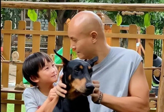 50岁乐嘉近况曝光!前妻陶红已经去世4年,如今...