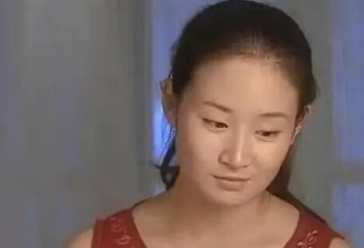 主动离开赵本山，17年后再看王小蒙现状，才知当初选择多明智