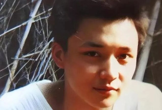 太帅被“封杀”，太穷被老婆离婚，55岁成叔圈顶流