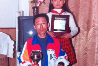 全职妈妈9年，一个赛车手想重新坐回车里