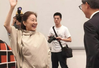 71岁林青霞风采依旧！法拉利老了还是法拉利