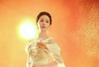 刘诗诗北影节天坛女神造型：神鸟织星汉，东方见风华