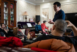 中国业主争夺小区控制权 引发警方介入