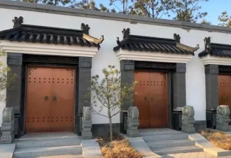 吉林一生态园有35座售价超200万元双层豪华“祠堂墓”