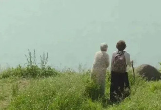 第一批没结婚的韩国中女，已经开始“领养”闺蜜了