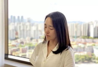 第一批没结婚的韩国中女，已经开始“领养”闺蜜了