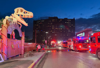 士嘉堡Woodside Square美食广场突发火灾，商场紧急疏散顾客