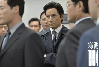 华语电影权谋天花板，被《寒战1994》撕开了
