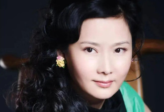 因长相太美曾无人敢追，父亲为她终身不娶，何赛飞的魅力究竟有多大？