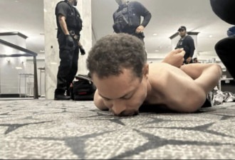 白宫晚宴枪手狱中细节曝光:软包牢房,穿束缚衣