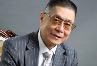 87岁刘诗昆 住美国600平豪宅 和三婚妻儿女双全