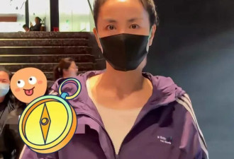 王菲素颜亮相观看话剧，扎丸子头穿搭低调