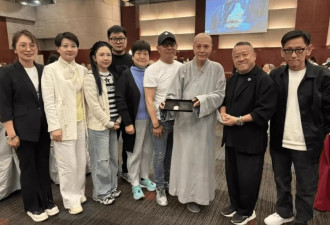 66岁陈玉莲与米雪到禅院吃斋, 65岁出家女星接待