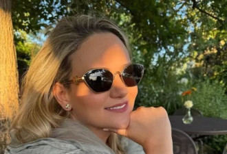 美国女高管被控性侵已婚男下属，强行进入夫妇卧室