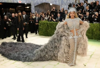 碧昂丝时隔10年重回MetGala,BLACKPINK一起抢镜