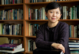 美籍华裔作家写丧子经历 获普立兹自传文学奖