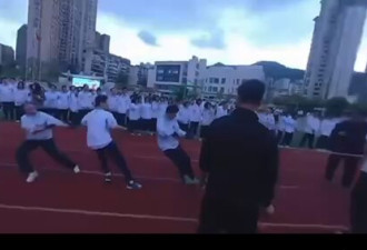 女副校长这是有多性压抑？