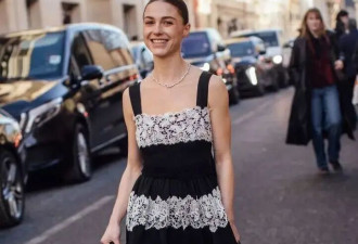 会穿蕾丝的女人，恰似一朵“人间富贵花”