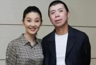 徐帆回应离婚9个月，冯小刚和情敌王志文同聚，养女徐朵置身事外