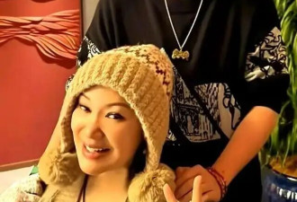 50岁周艳泓近况曝光！与李厚霖分手后嫁给初恋男友
