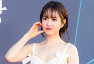 26年韩国百想红毯！孙艺珍朴宝英斐秀智等女星争艳美爆了