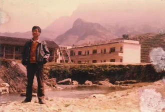 从老师到打工人的17年 他没能留在上海也回不去县城