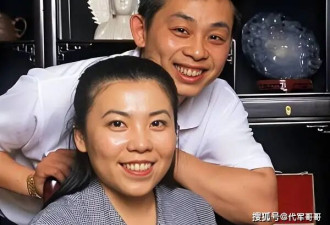 53岁邓亚萍近况曝光！嫁给林志刚婚姻幸福，如今儿子成为她的骄傲