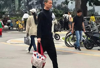 韦东奕形象变化太大，网友再催他赶紧成个家