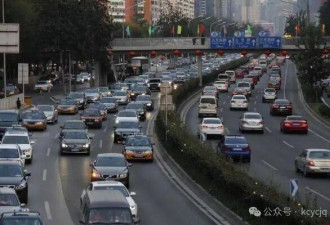 五一才发现，占满高速的全是10万左右的燃油车