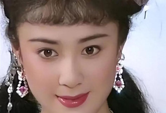 62岁傅艺伟现状:事业没了,两婚两离,唯一的儿子也去世两年了