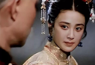 62岁傅艺伟现状:事业没了,两婚两离,唯一的儿子也去世两年了