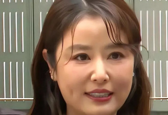林心如最近亮相颜值大回春！一周健身五次