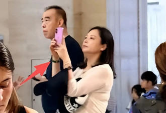 陈凯歌眼光真绝！58岁陈红穿微透上衣身材丰腴，看脸还像30出头