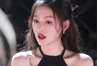 自律性感女王张天爱晒出夏季最新写真，风格多变性感的她风情万种