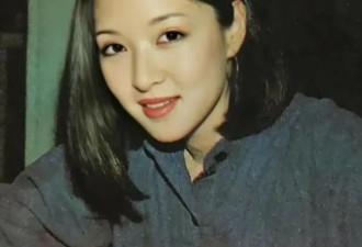 胡因梦72岁近照流出 不染发不扮嫩 却撕开了中式审美的遮羞布