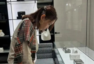 TVB最美继母国外疯狂扫货引热议 为富商生女...