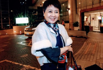 梁安琪携奚梦瑶在香港买豪宅，婆媳斥资1.68亿，同一层买了三套房