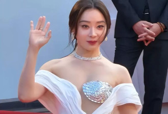 袁姗姗戛纳红毯生图大变样，周也显老神似李冰冰