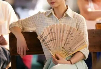闫妮调侃张嘉益：我能演主角中花彩香吗？