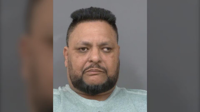 39 岁的 Jaswinder Singh Saini 被皮尔警方指控三项盗窃车辆罪。