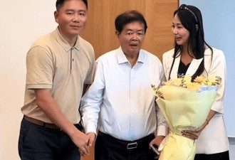 曹德旺有福气！儿子坐马斯克旁，但女儿更厉害
