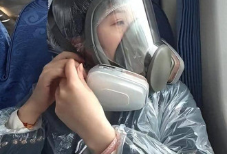 绿皮车现防毒面具？控烟小仙女夸张行径遭群嘲
