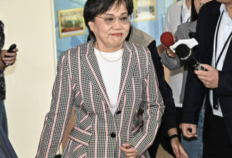 一边惠台、一边追杀：北京正在解构台湾