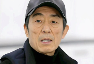 张艺谋：两个弟弟都是残疾人，他超生是为了....