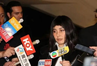 赌王女儿离世，追思会何超仪含泪曝胞姐全身是癌