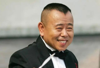官媒发声，公开锐评68岁潘长江，全家移民美国传闻去年早真相大白