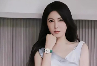她是2百年难遇的美人，靠美貌征服无数男人