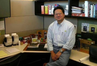 黄仁勋年轻时照片，他是越老越有魅力