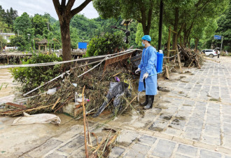 中国南方暴雨 多省出现灾情
